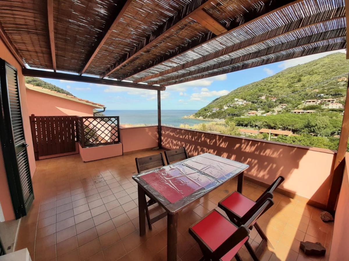 Appartamento A Due Passi Dal Mare Nisporto Exterior photo